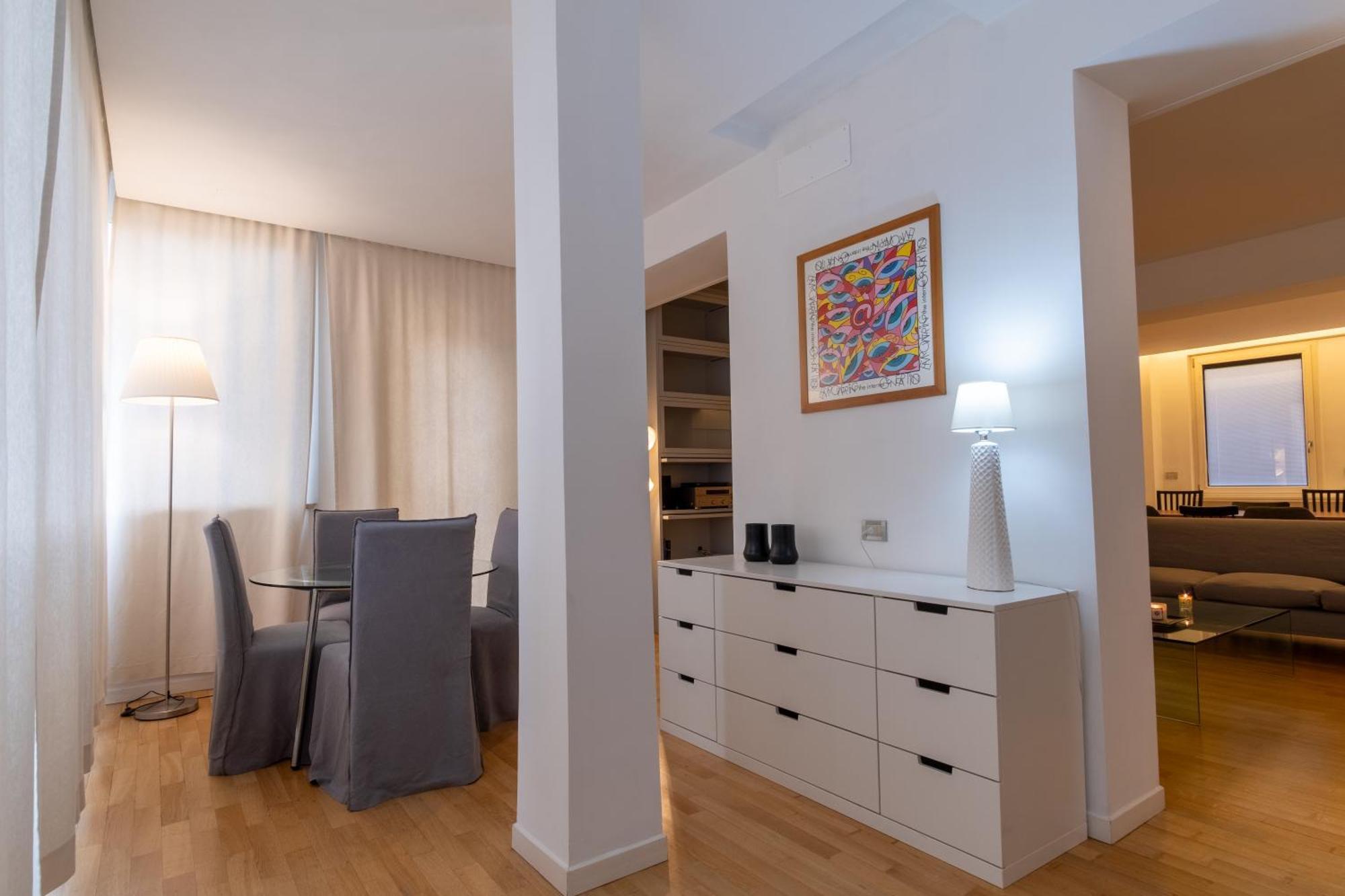 Attic With Terrace And Jacuzzi - Luxury Apartment Рим Екстериор снимка